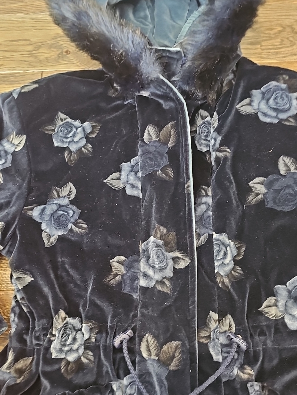 Vintage Floral Coat - Picture 10 of 13